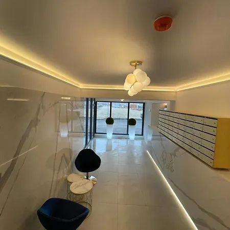 Nord Bel Air 505 Zona Cluburi * מאמאיה