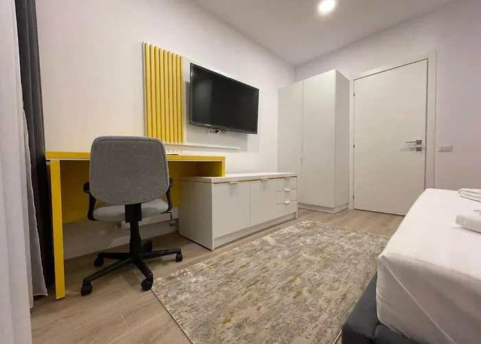 Nord Bel Air 505 Zona Cluburi